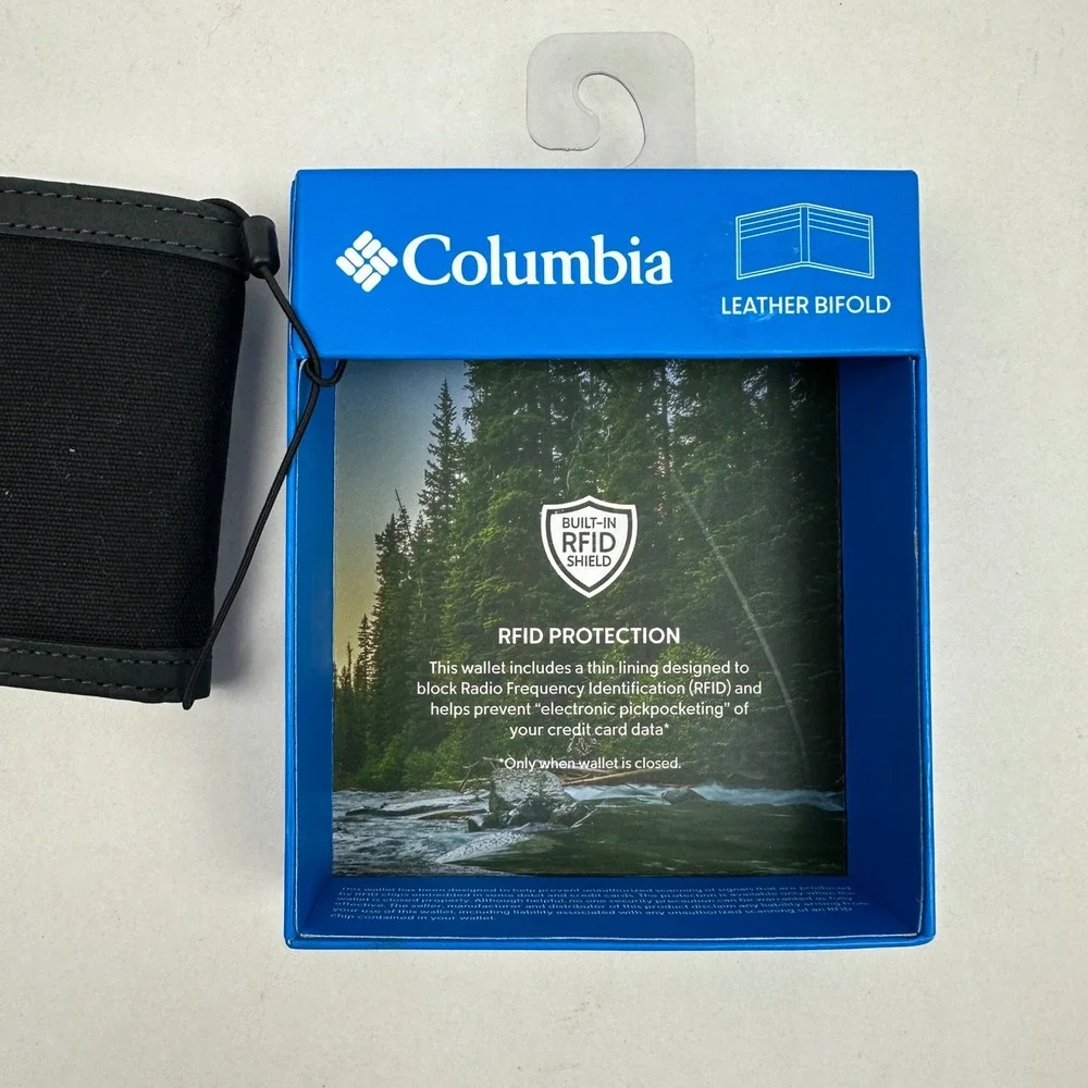 Columbia Mens Black Leather Bifold Wallet RFID Blocking Canvas Inlay Card Holder